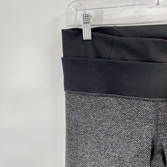 Lululemon Black Gray Straight Leg Leggings Sz Large - Picture 5 of 5